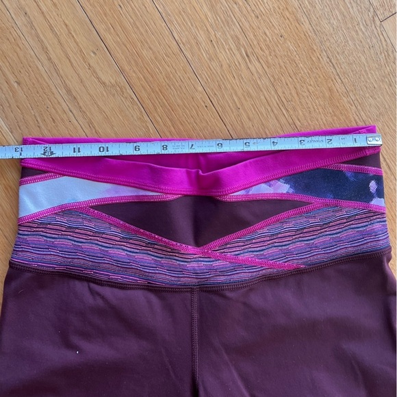 Lululemon Groove Super-High-Rise Flared Pant size 6 - Picture 2 of 6